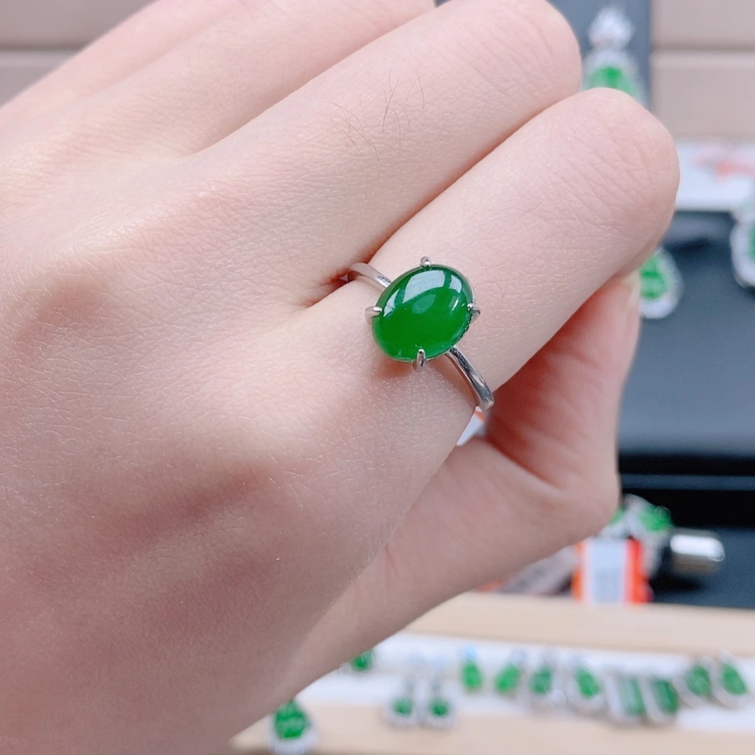 翡翠银S925镶嵌戒指天然翡翠