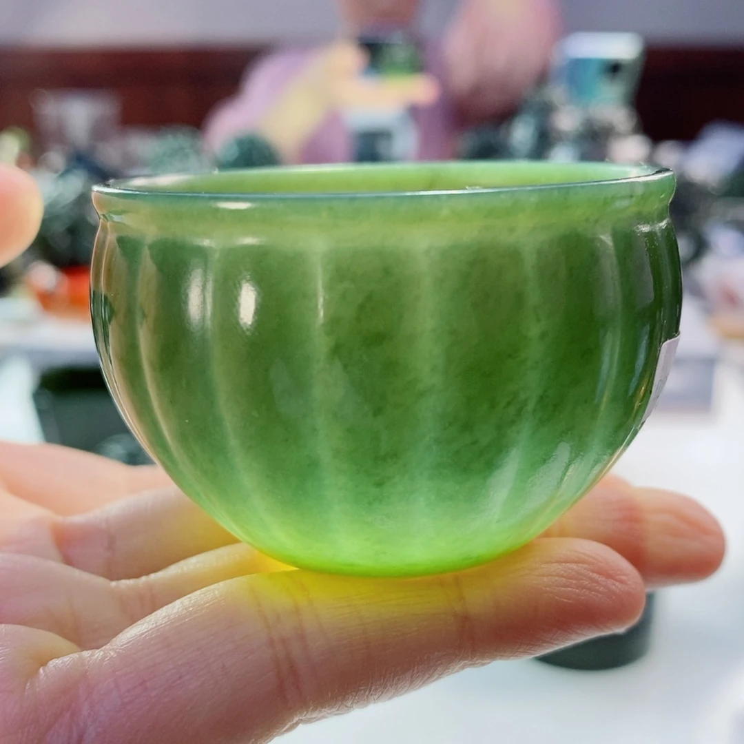 未镶嵌和田玉（青玉）摆件