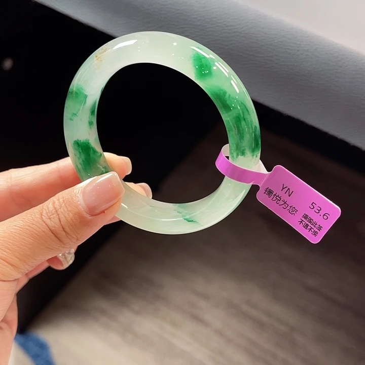 石英质玉手镯未镶嵌张*哈