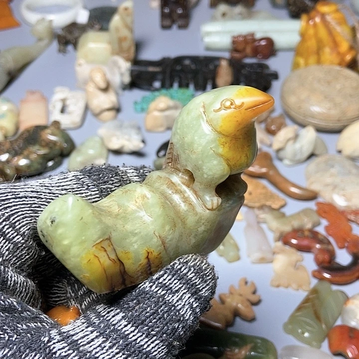 和田玉未镶嵌颈饰76