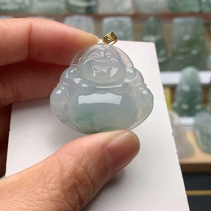 翡翠未镶嵌颈饰佛公