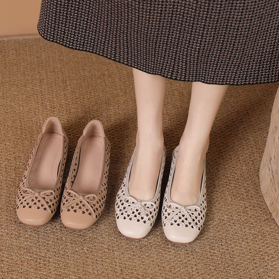 镂空洞洞透气女鞋新款夏季妈妈真皮软底舒适单鞋中老年平底凉鞋