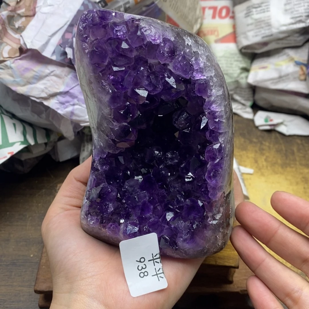 紫晶乌拉圭未镶嵌