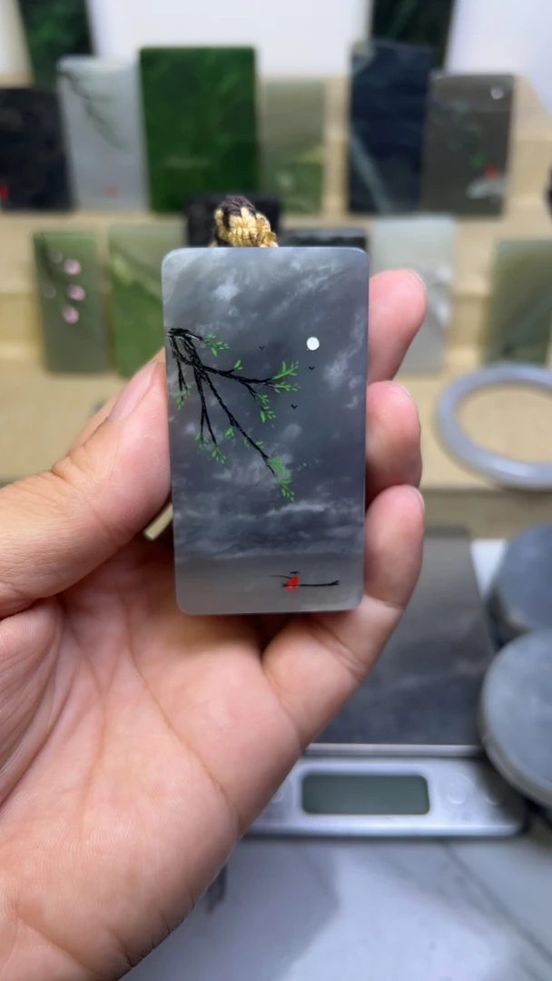 和田玉藕粉烟紫意境牌夜景红人质地油润细腻