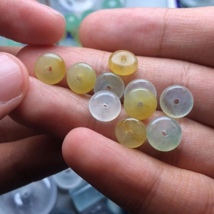 未镶嵌定制翡翠挂件