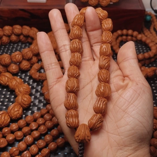 桃核手串龙纹桃核