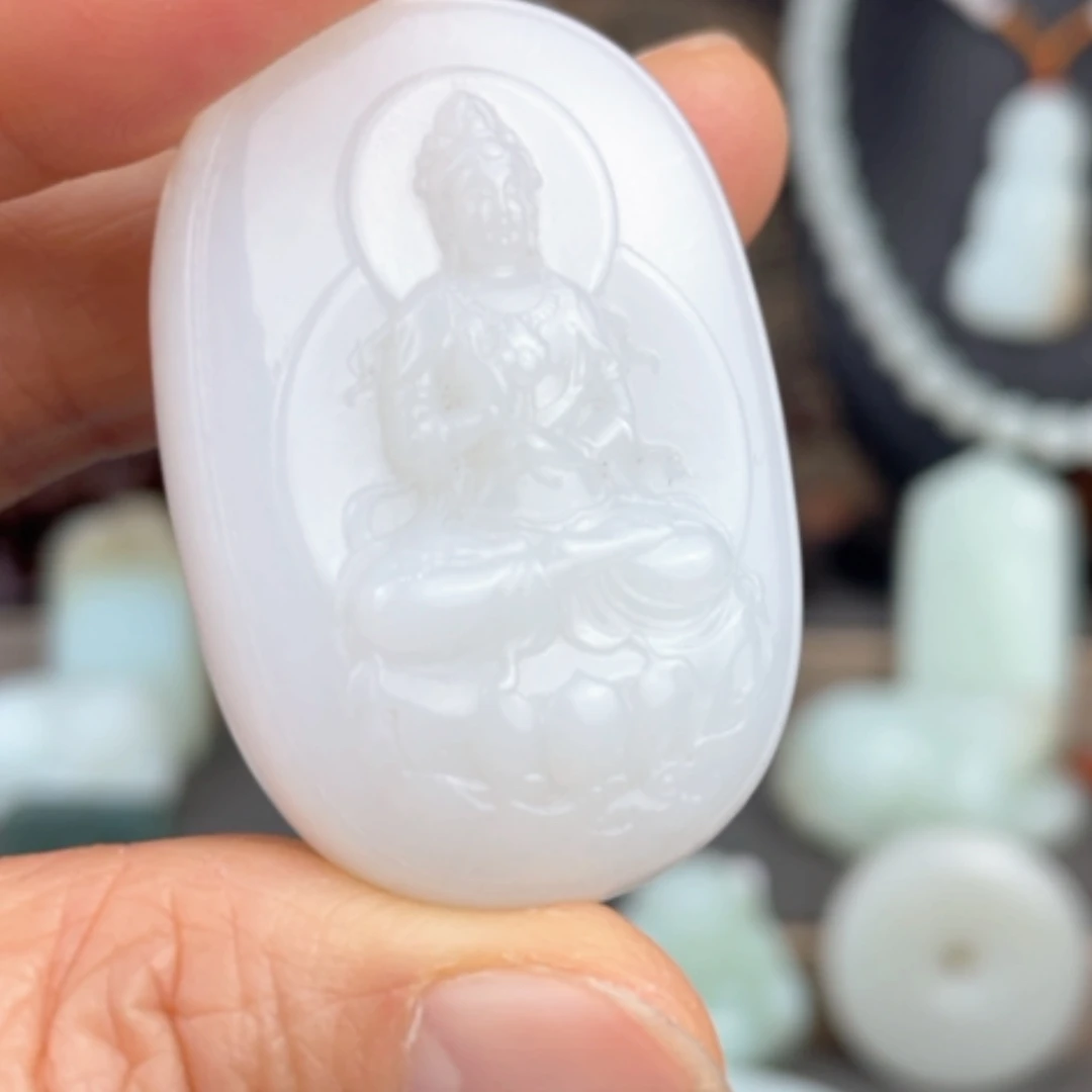 【闪购商品】颈饰未镶嵌和田玉