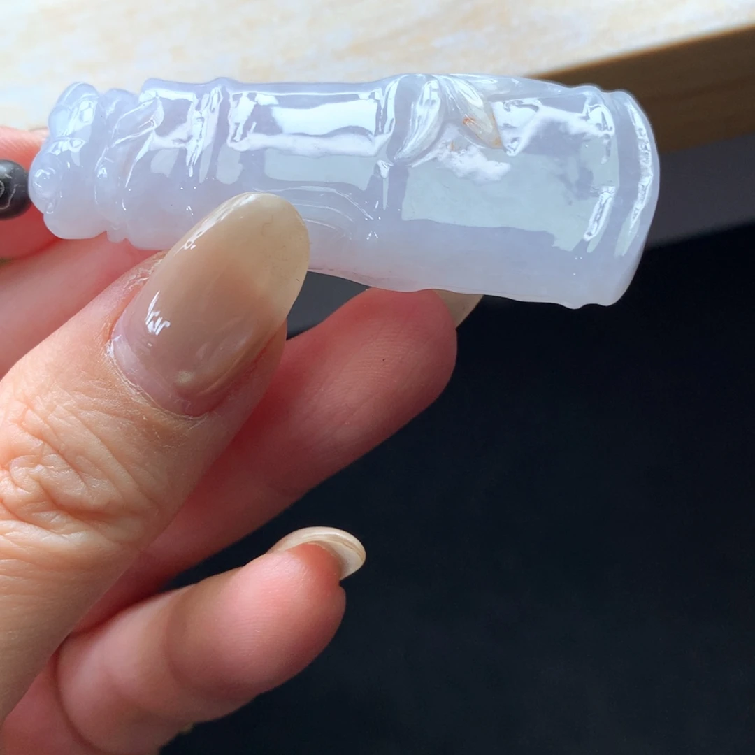 翡翠未镶嵌颈饰吊坠