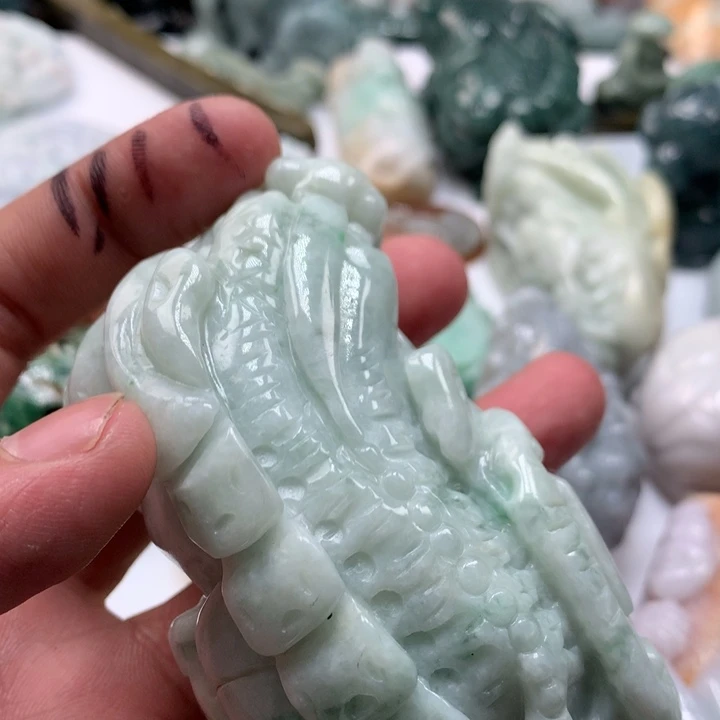 翡翠未镶嵌颈饰保真天然a货翡翠