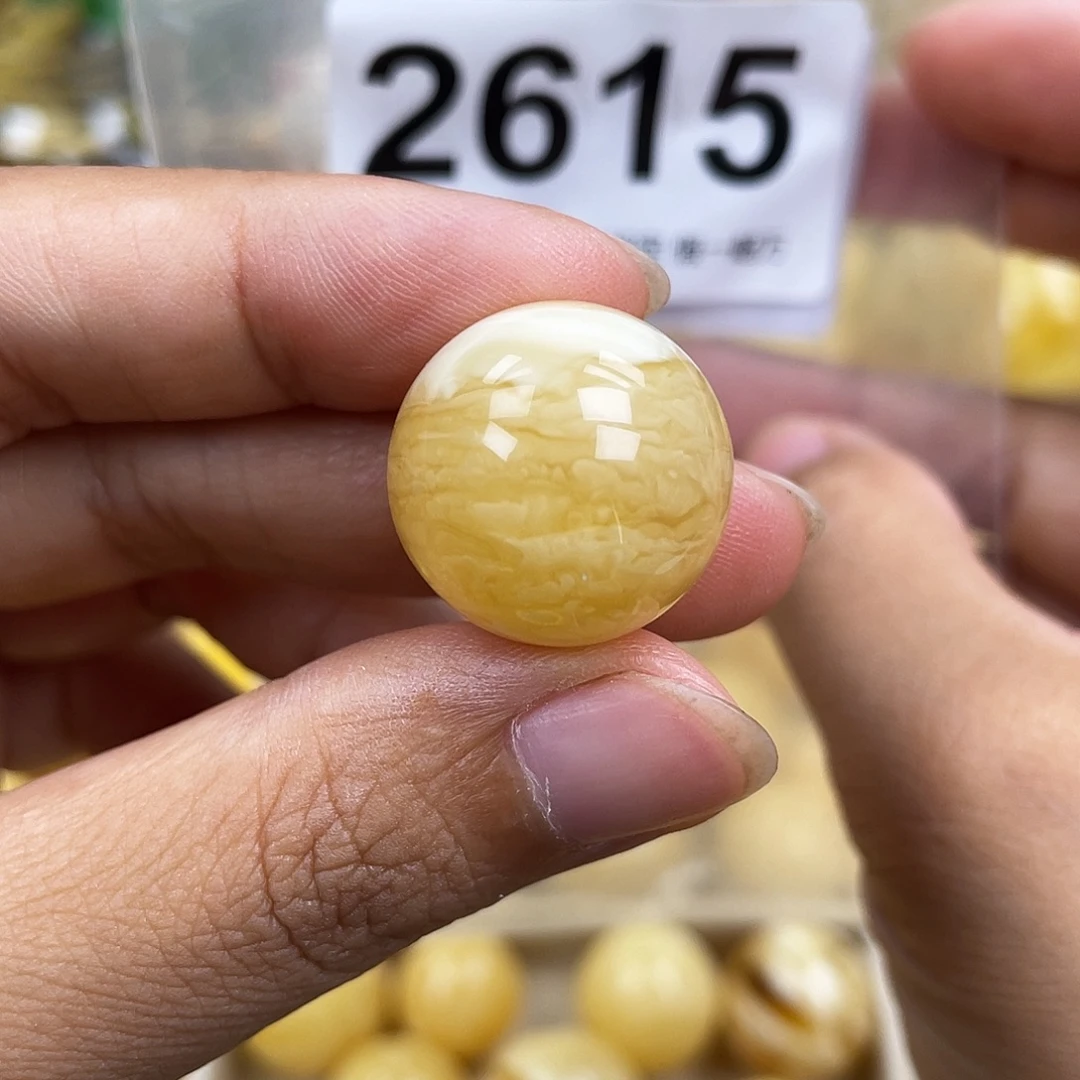 琥珀未镶嵌珠宝奇石19.4