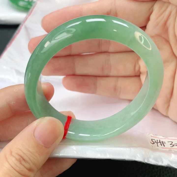翡翠手镯未镶嵌贵妃54