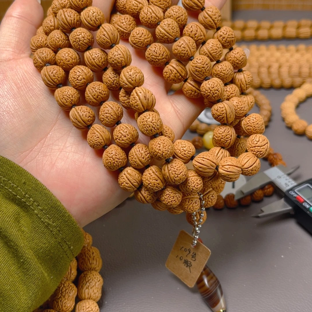 云***天吊坠桃核桃核脖挂