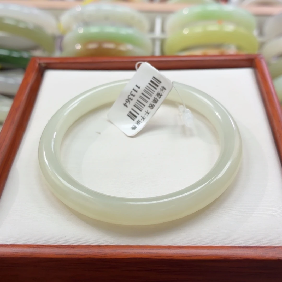 和田玉手镯未镶嵌1 美人条53.8