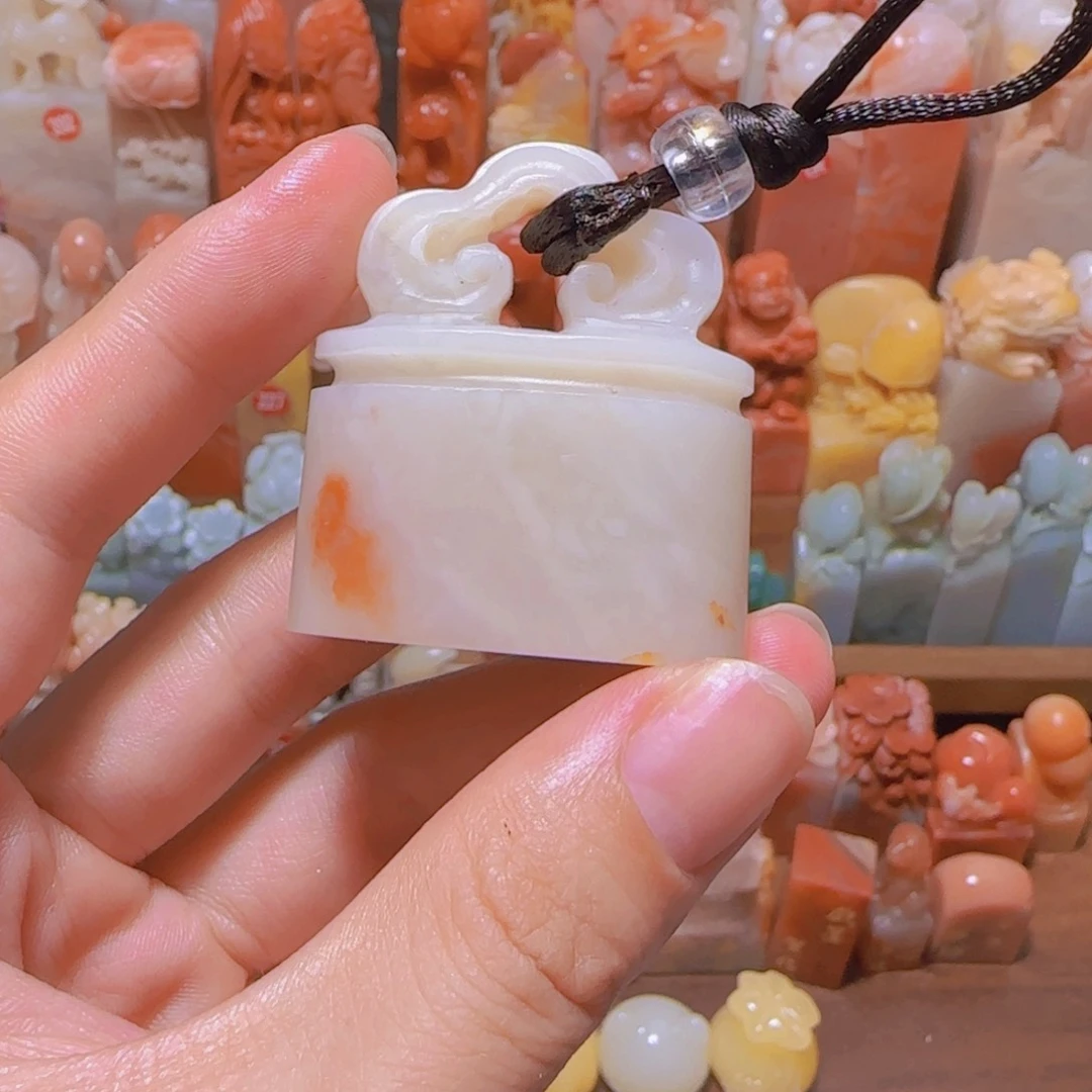 寿山石印石哈***波篆刻作品