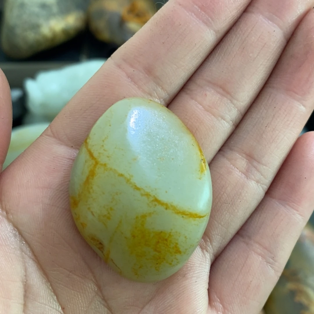 和田玉（糖玉）未镶嵌挂件