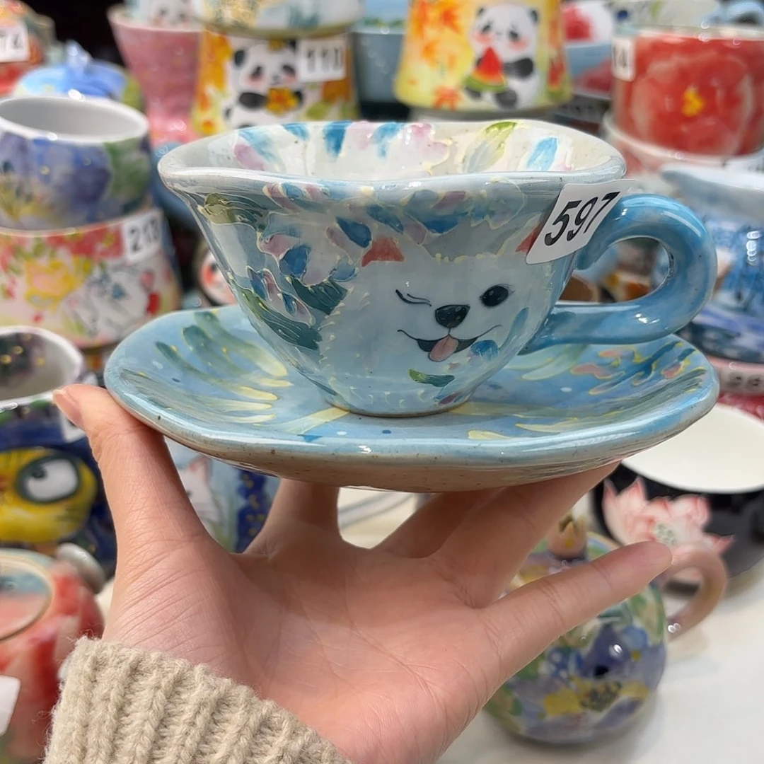 瓷片兔兔好可爱呀打