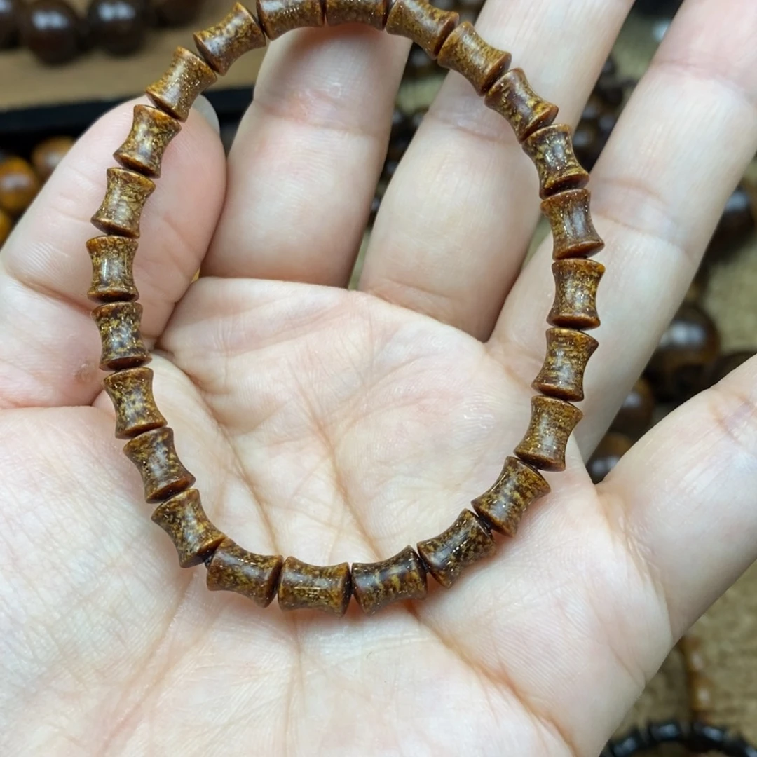 贡木其他X****ฅ巴布亚新几内亚贡