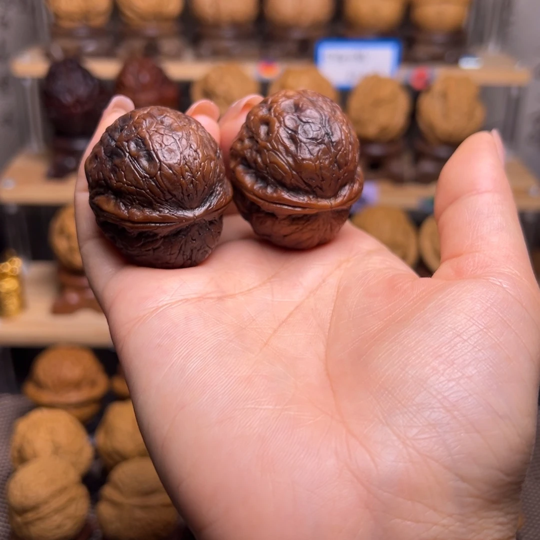 桃核把件七彩祥云H24、38……