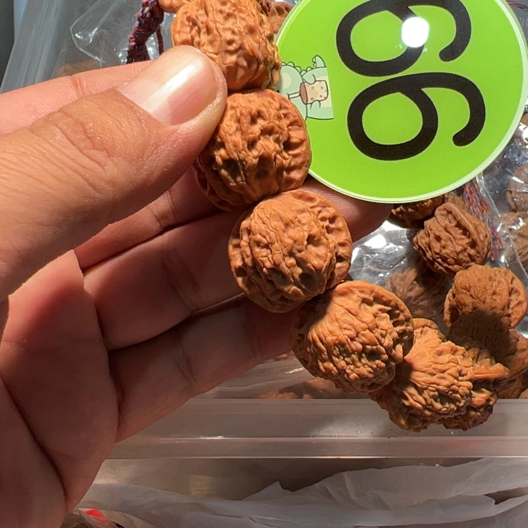 用***6文玩核桃，绿色99号