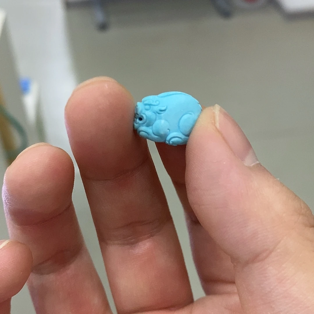 涓***菜绿松石未镶嵌珠宝奇石定金