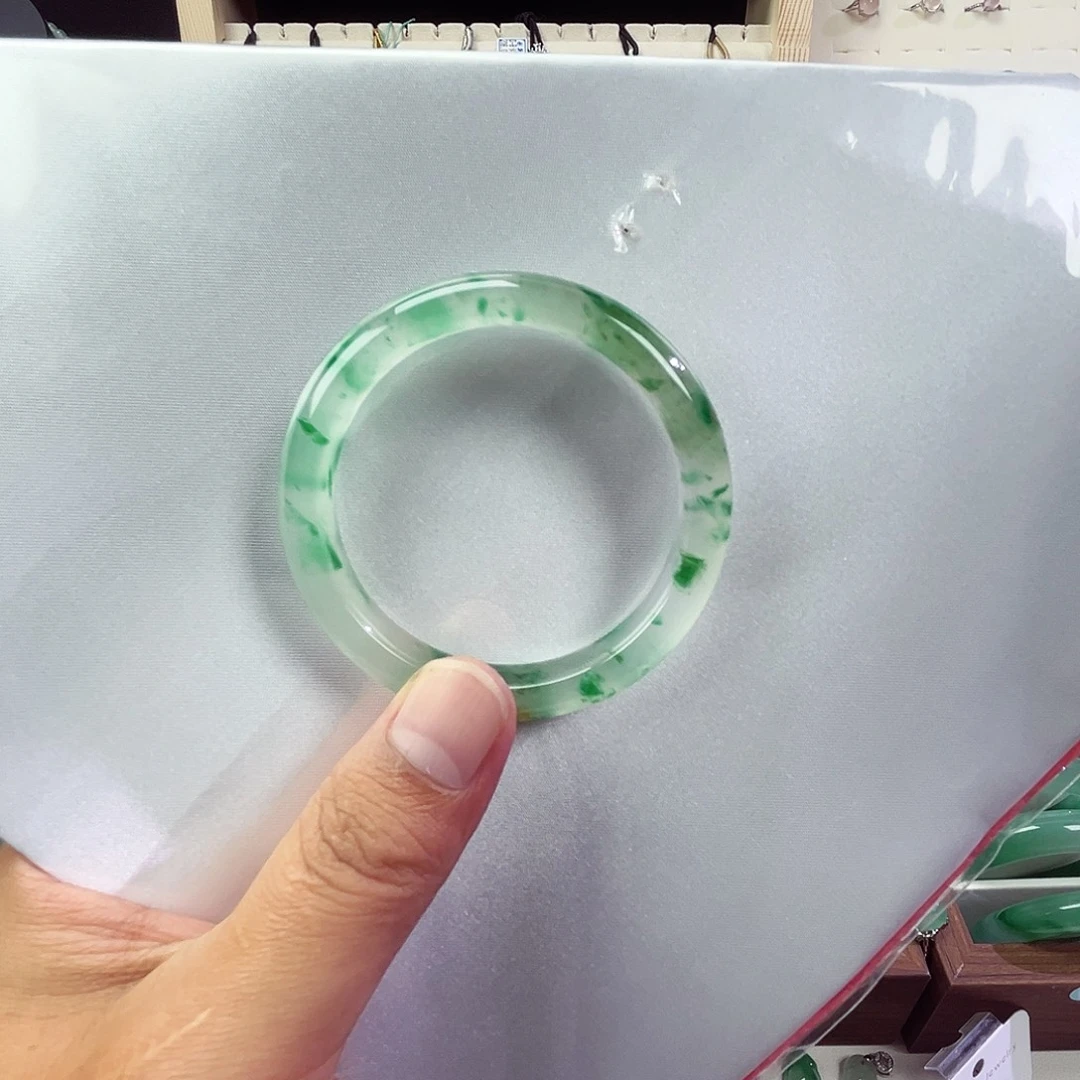 石英质玉未镶嵌手镯51.5