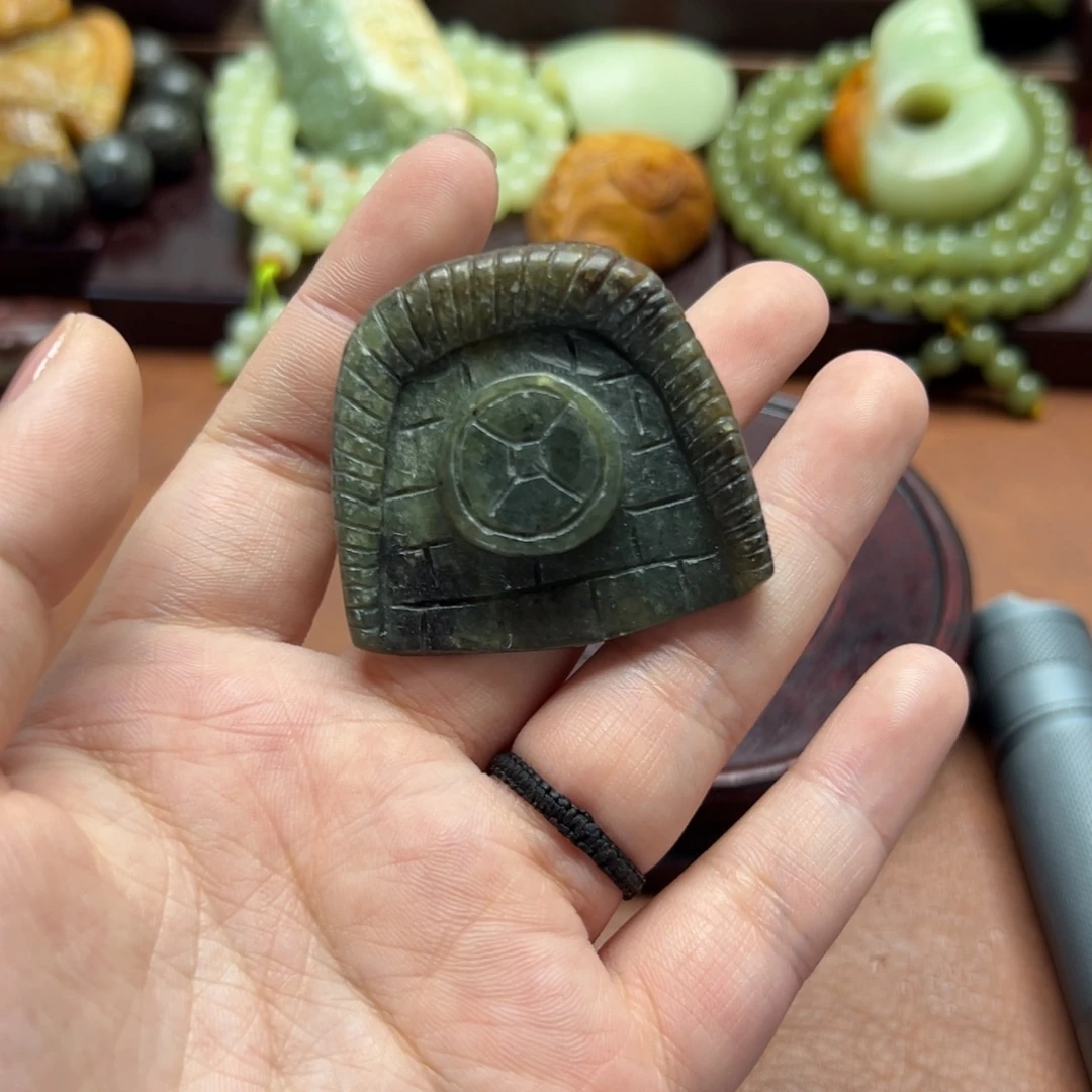 和田玉未镶嵌珠宝奇石