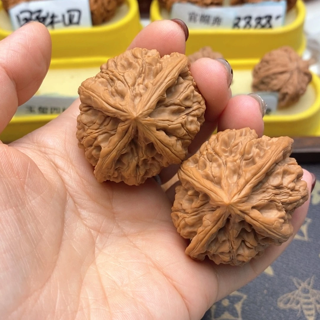 极***者文玩核桃把件515号玉玺四棱