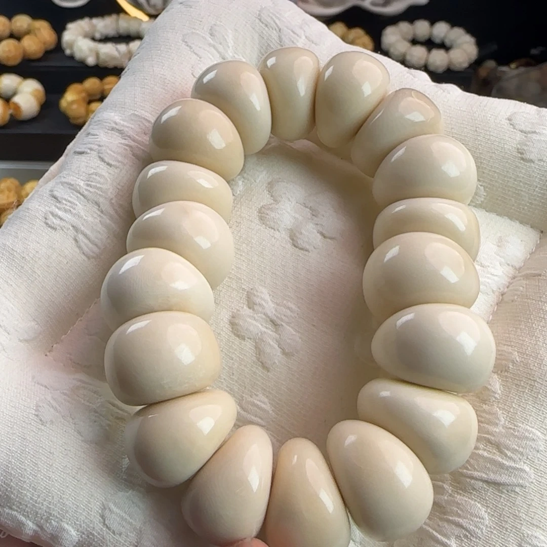 菩提根/象牙果吊坠白色蒜瓣手串一条通货（默认微瑕）
