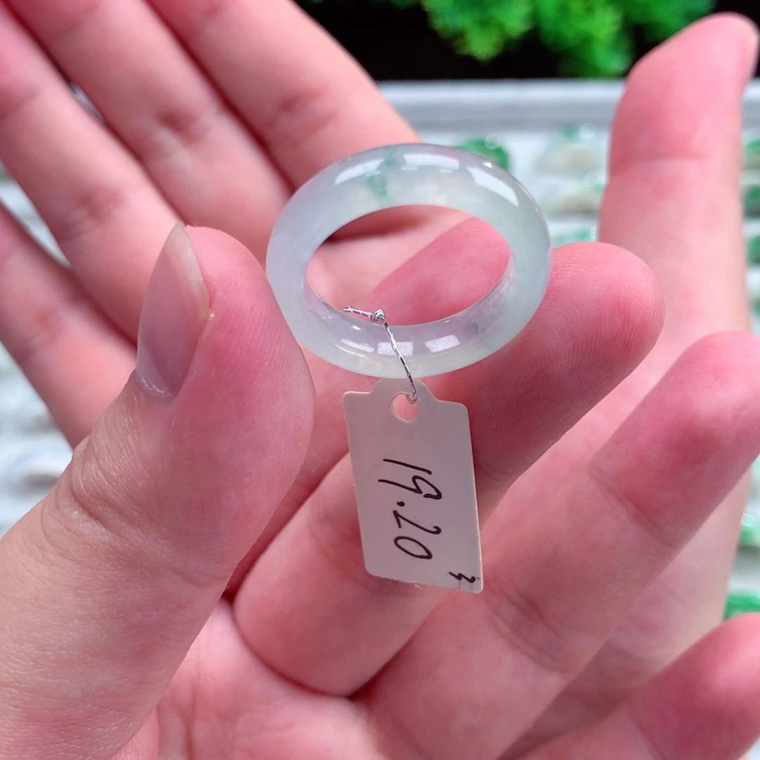 未镶嵌戒指翡翠天然