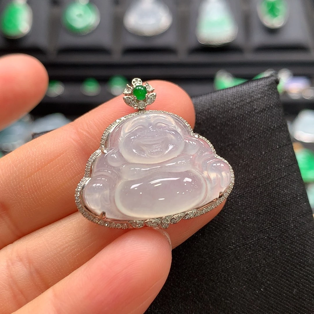 翡翠18K金镶嵌颈饰佛公