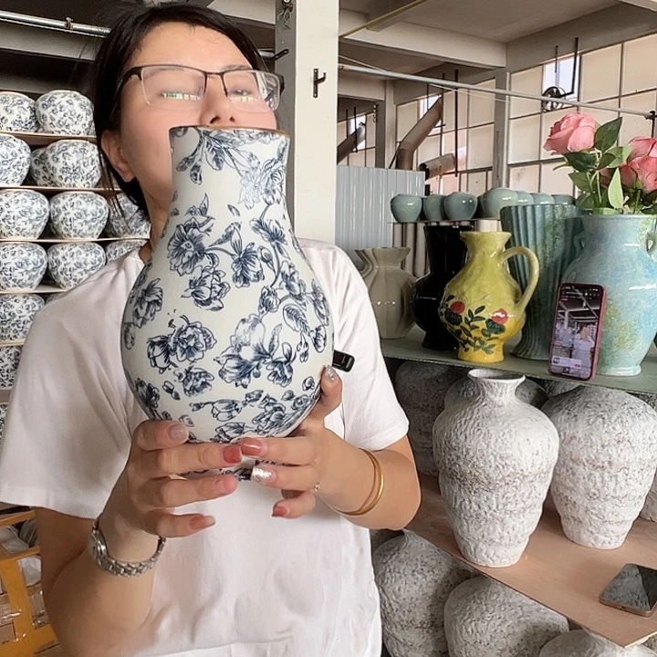 景德镇陶瓷花瓶高