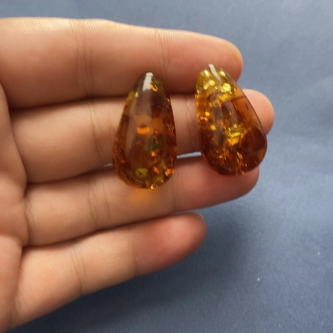 琥珀未镶嵌裸石耳钉