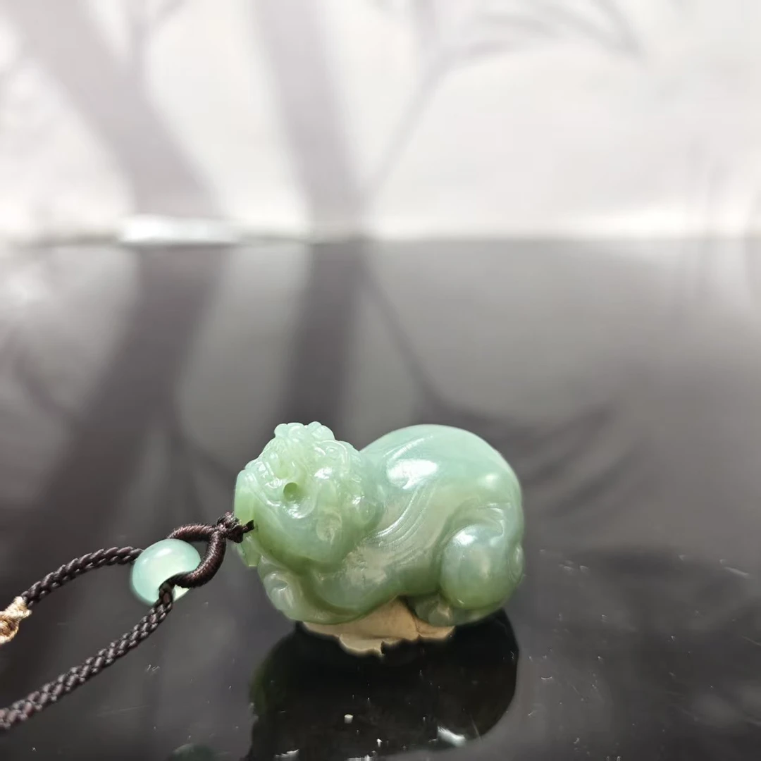 Q和田玉貔貅吊坠0227