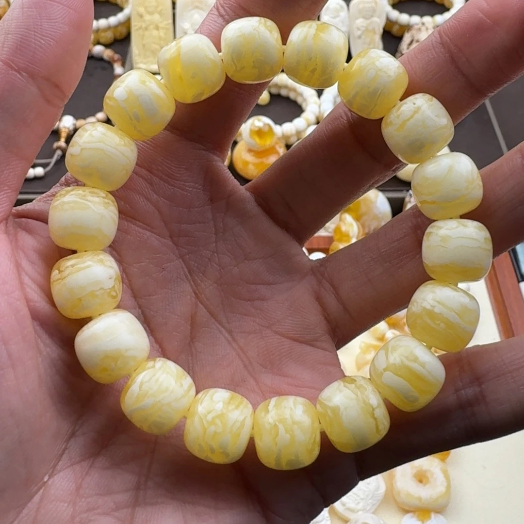 琥珀未镶嵌裸石蜜蜡