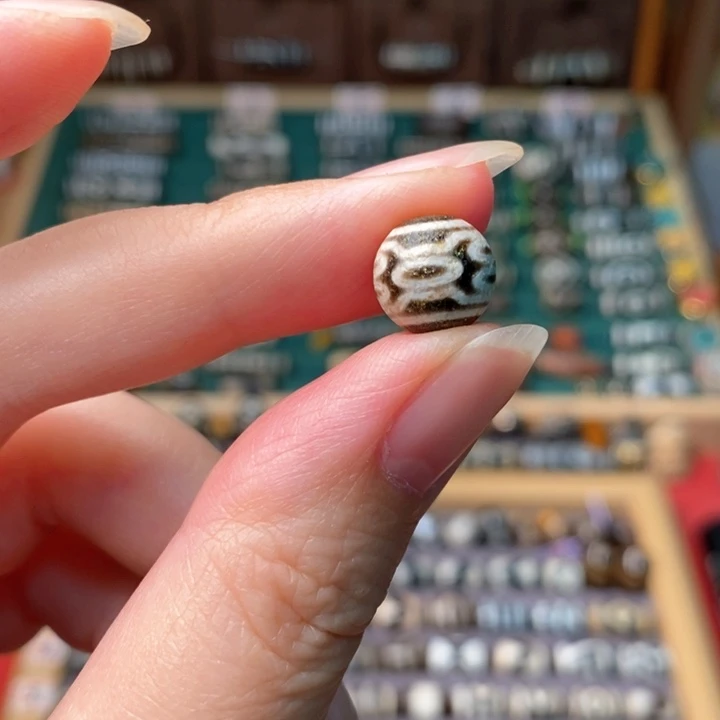 未镶嵌玛瑙/玉髓珠宝半成品