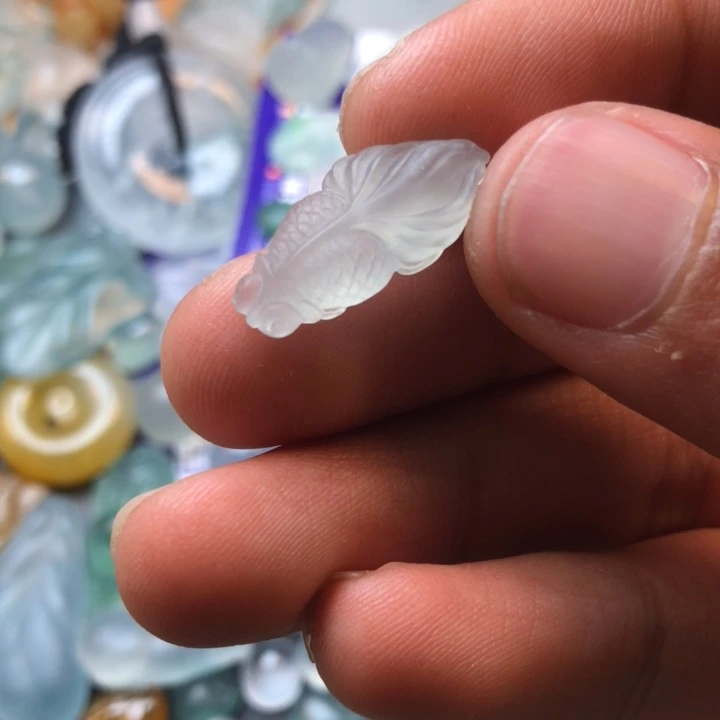 定制翡翠未镶嵌挂件