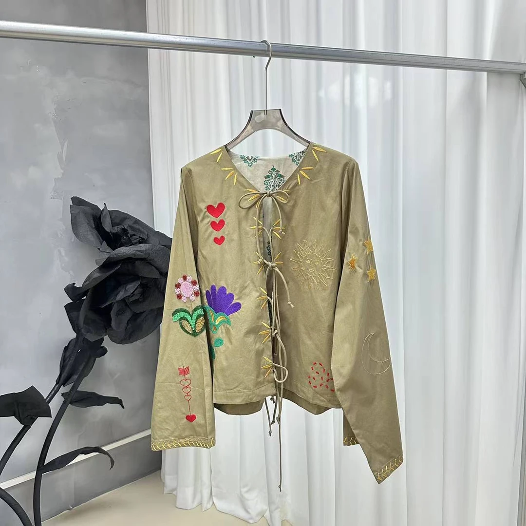 D STUDIO 刺绣小花绑带军绿上衣 D1914