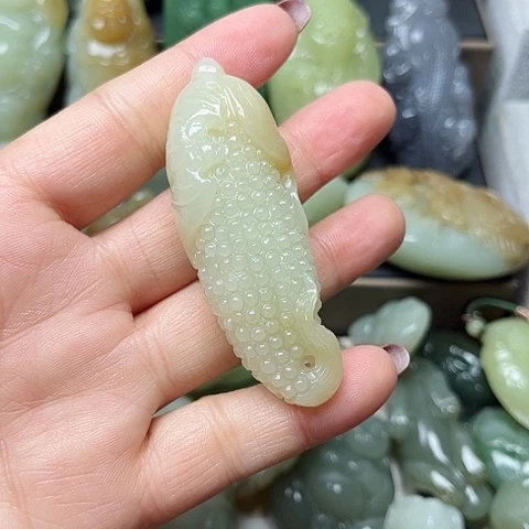 颈饰未镶嵌和田玉