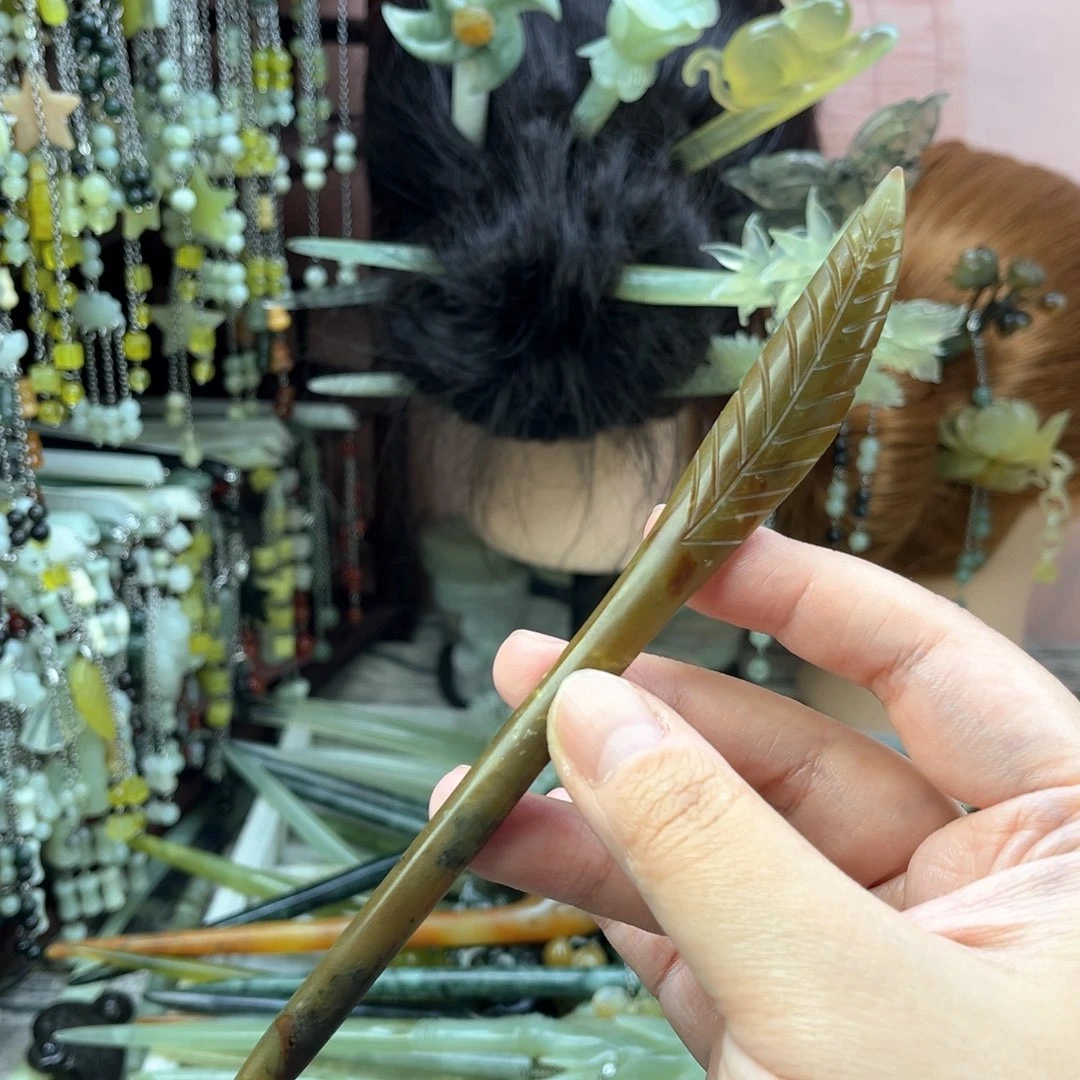 蛇纹石玉发饰未镶嵌长度18.5厘米左右