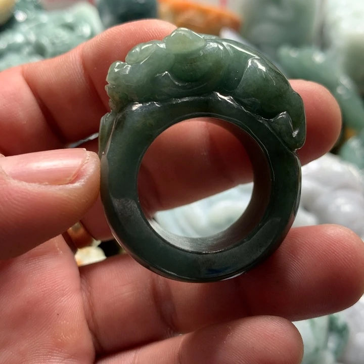 翡翠未镶嵌颈饰保真天然a货翡翠