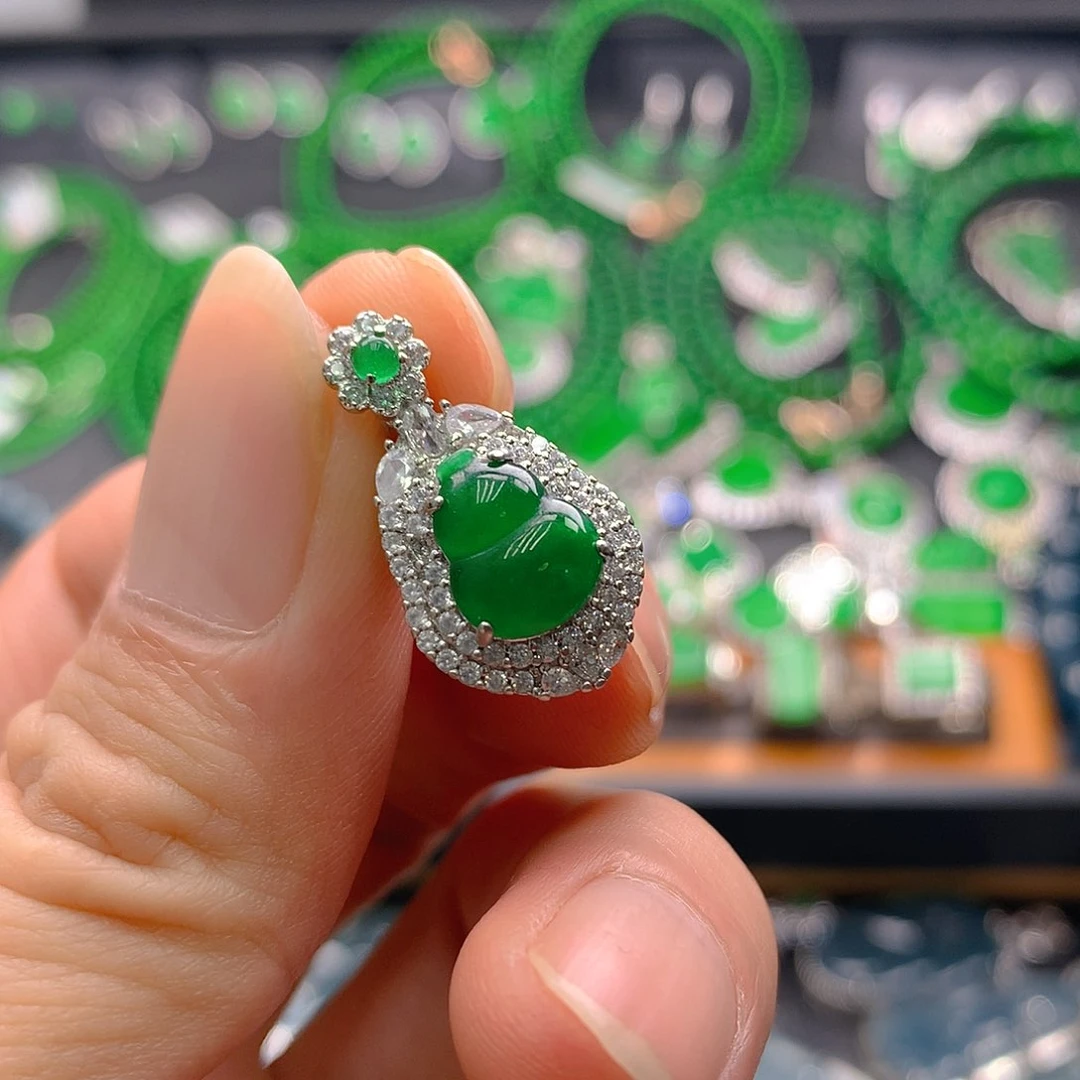 未镶嵌手链翡翠翡翠