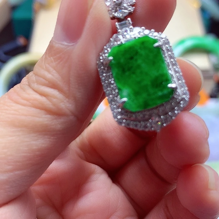 颈饰银S925镶嵌翡翠翡翠