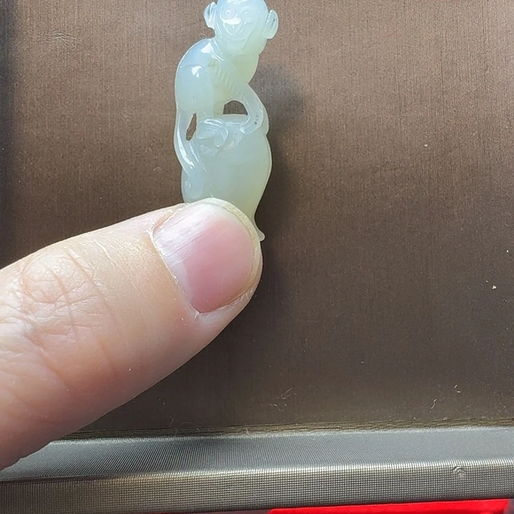 和田玉未镶嵌颈饰生肖猴