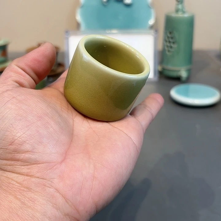 瓷片龙泉青瓷福利青瓷