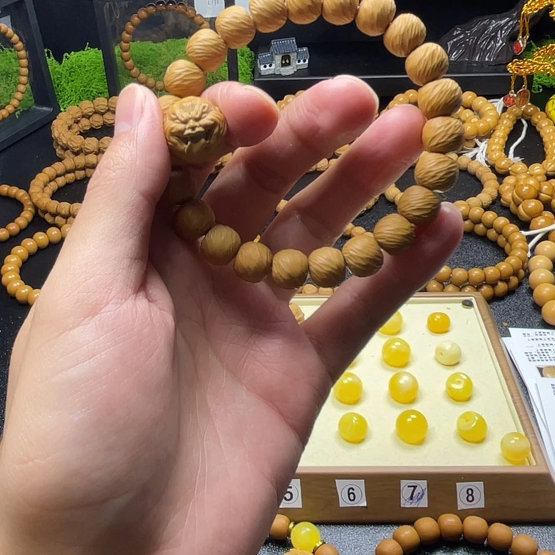 忘***情猴头核桃吊坠猴头舔僧