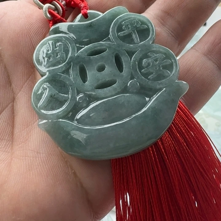 翡翠未镶嵌颈饰天然缅甸A货翡翠