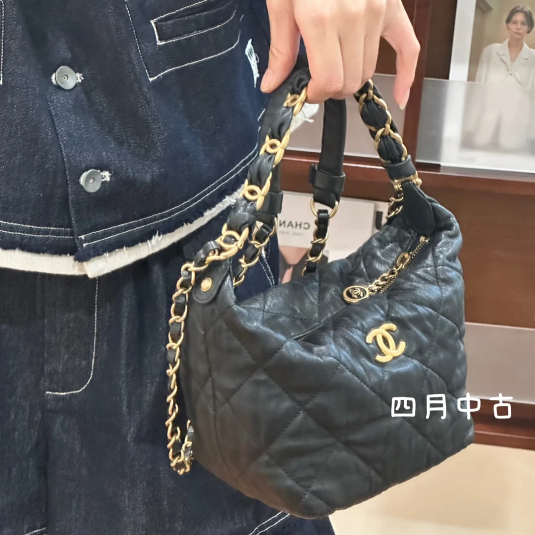 95新 Chanel/香奈儿 黑金满logo饭盒包 卡标齐 31开 51265