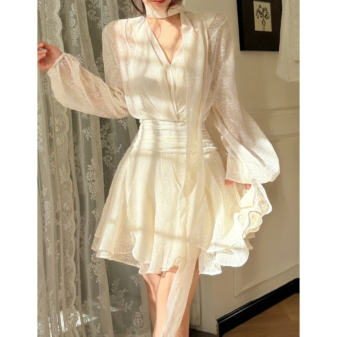 GJFD【小灯铃】法式重工长袖连衣裙女春夏雪纺小众设计感收腰短裙