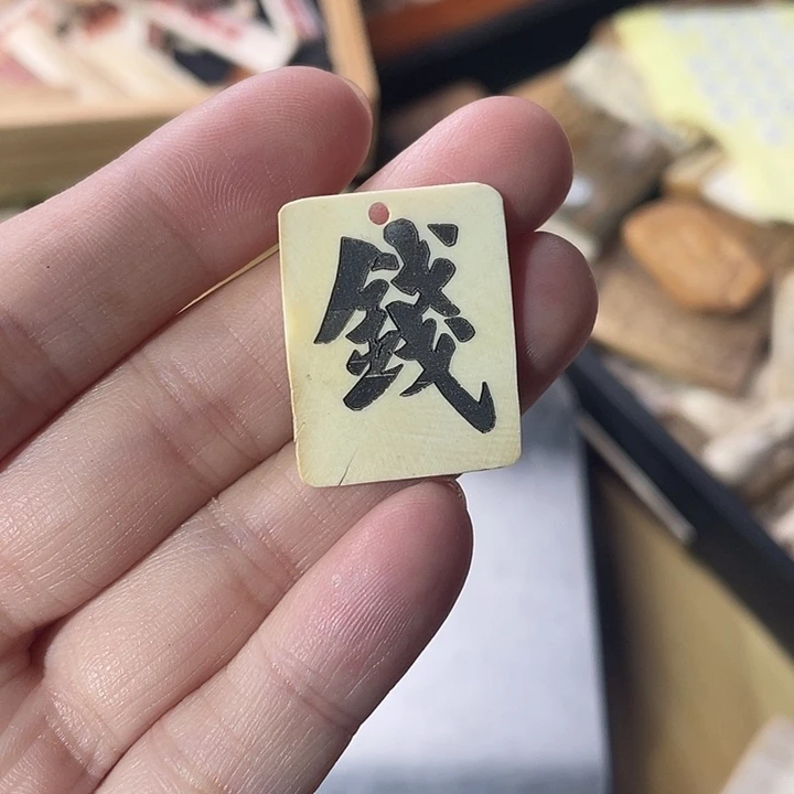 泥塑不打孔联系客服