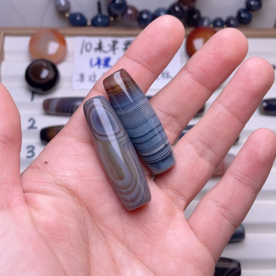 起***点玛瑙/玉髓合金颈饰